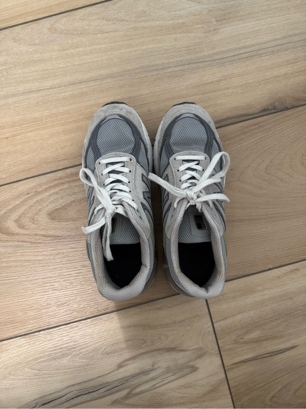 New Balance Grey 9060